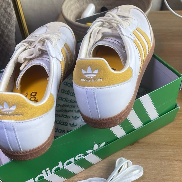 adidas Samba Sporty & Rich White Bold Gold ( Mens 9.5 Womens 10.5/11) - Picture 4 of 9